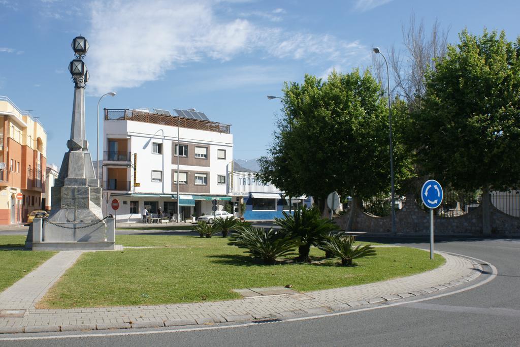 Hostal Puerto Beach Motril Bagian luar foto